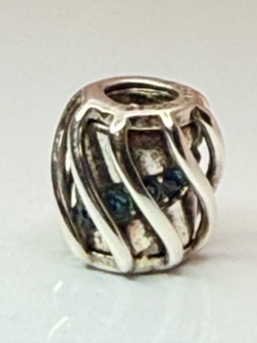 Chamilia Retired Enchanting Spiral Blue Swarovski Charm Sterling Silver 925